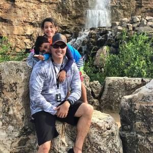 Meet your Posher, Thomas